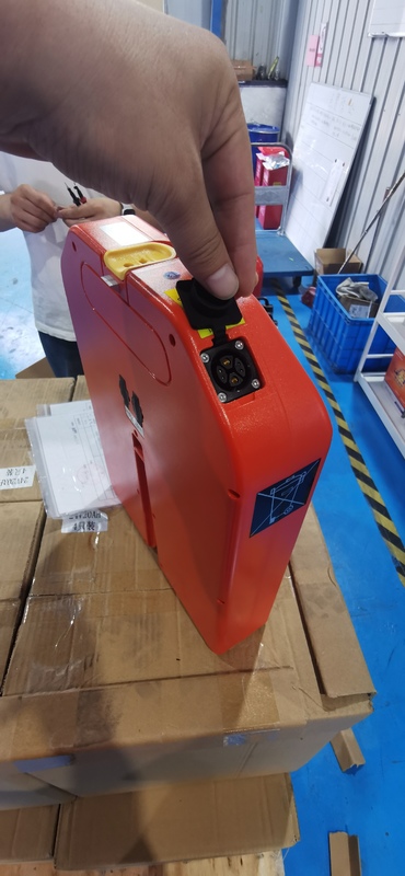 Black Electric Forklift Lithium Ion Battery Providing 2-3 Hours Discharge Time Power Supply for Warehouse and Industrial